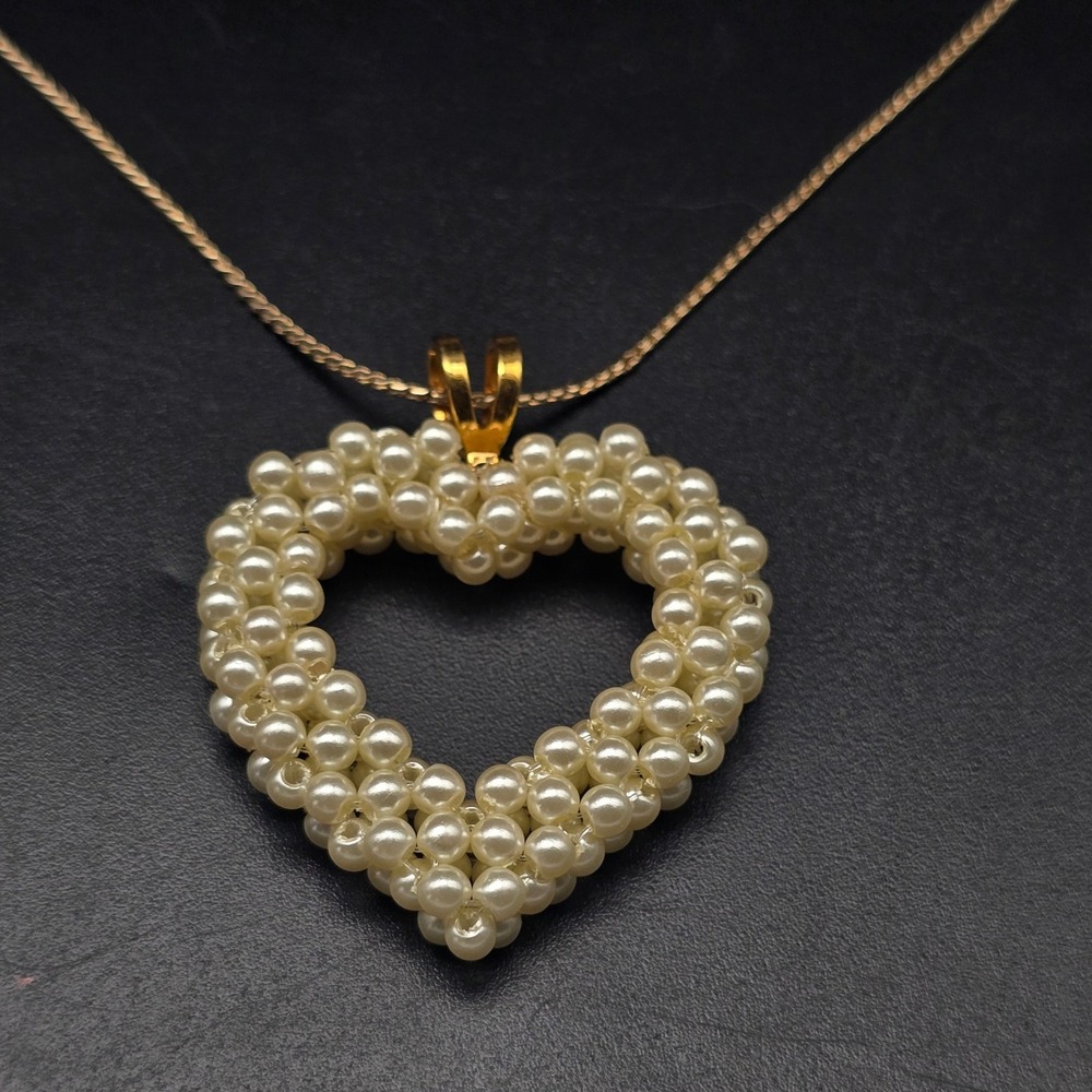 Avon Faux Pearl Beaded Heart Necklace Gold Tone Vintage Costume Jewelry